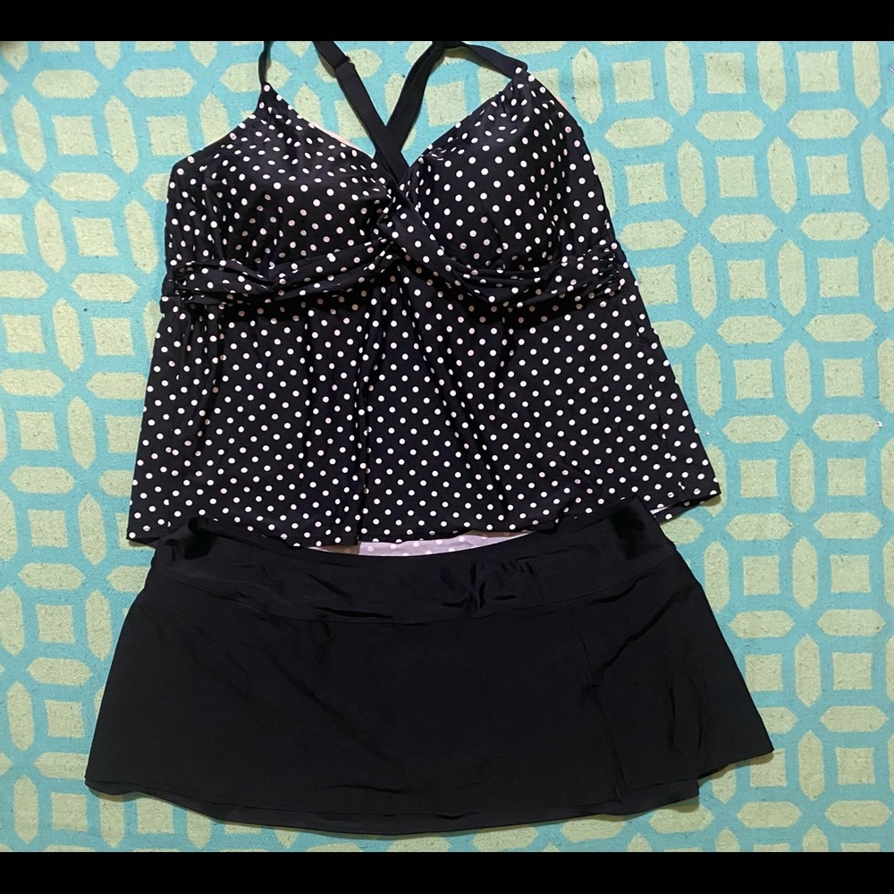 Ava & Viv plus size tankini with bonus skirt! 26W.